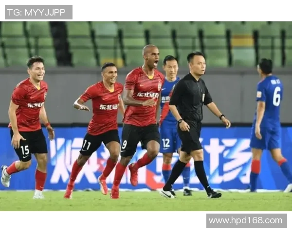 北京排球队以75分领跑冠军赛积分榜展现强劲实力 北京排球队以75分领跑冠军赛积分榜展现强劲实力