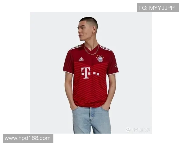 足球明星的儿子穿女装的时尚瞬间展现独特魅力与个性风格 足球明星的儿子穿女装的时尚瞬间展现独特魅力与个性风格